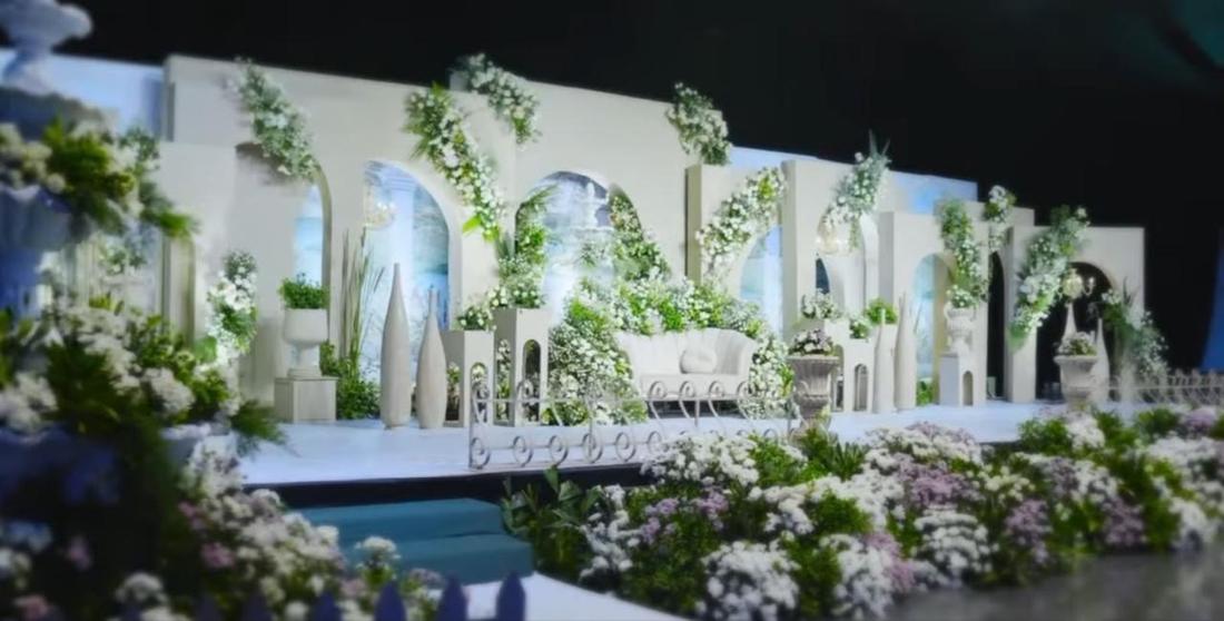 Reception stage setup